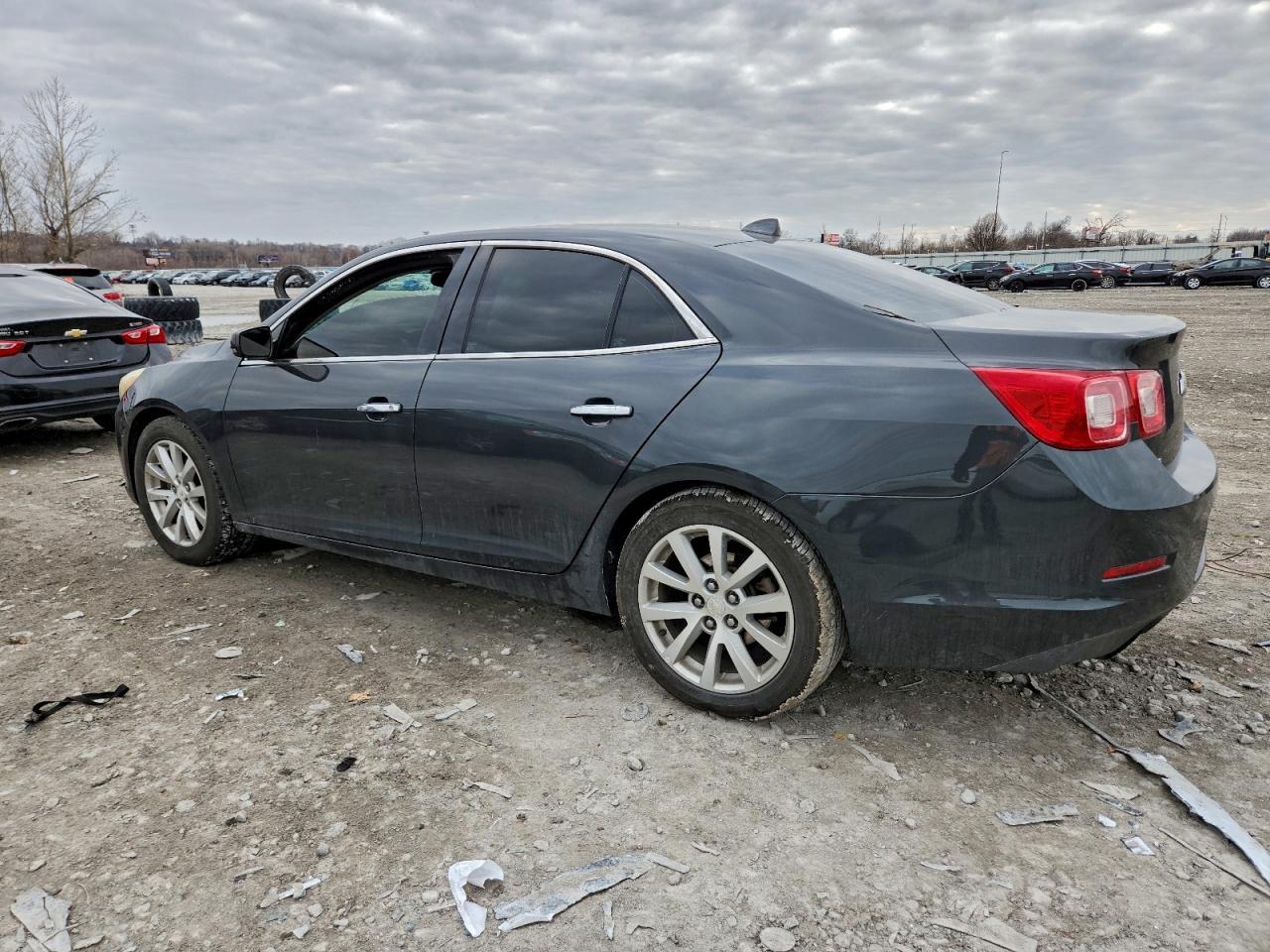 2014 Chev Malibu - Image 2