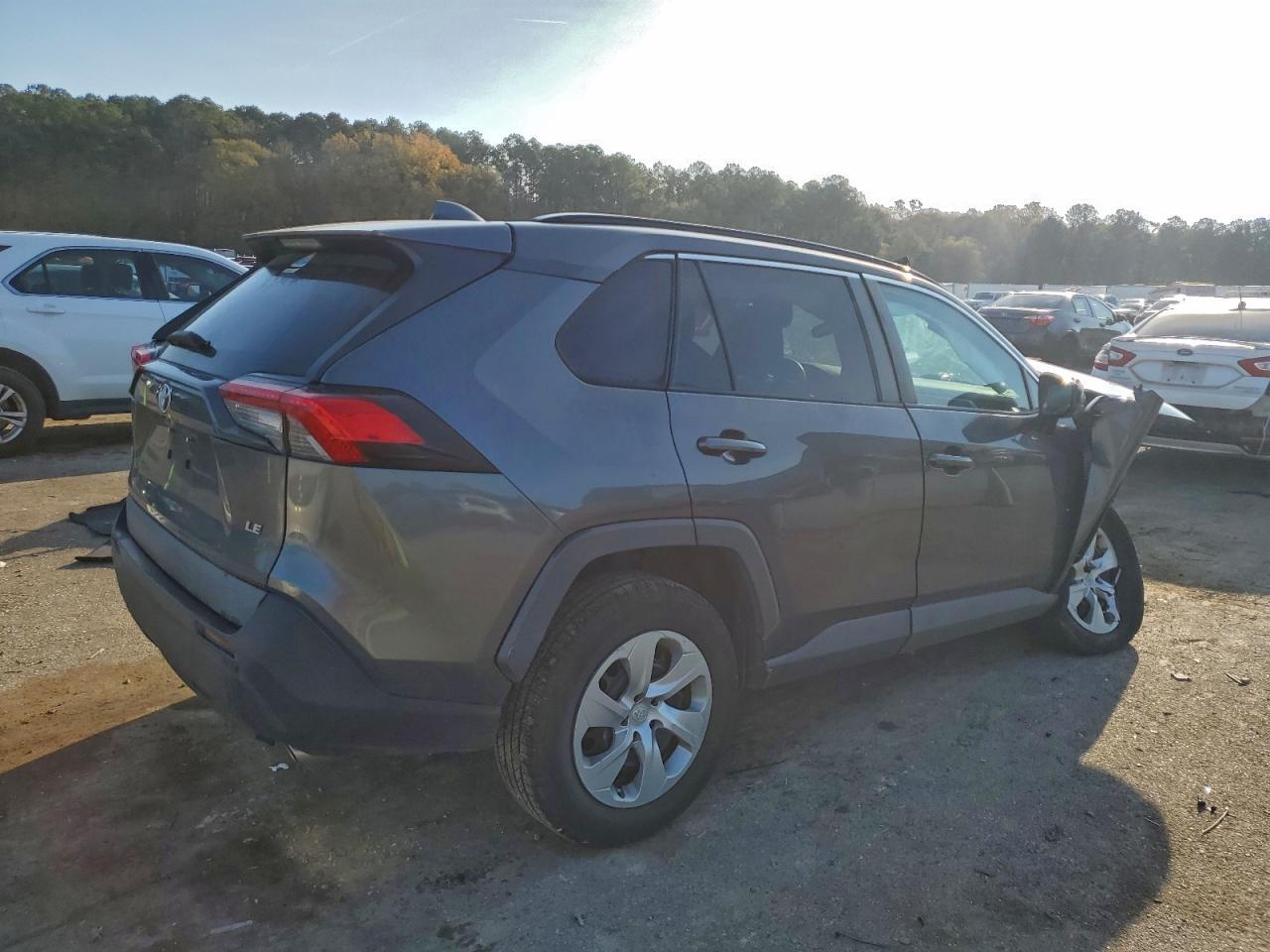 2020 Toyota Rav4 Le - Image 3
