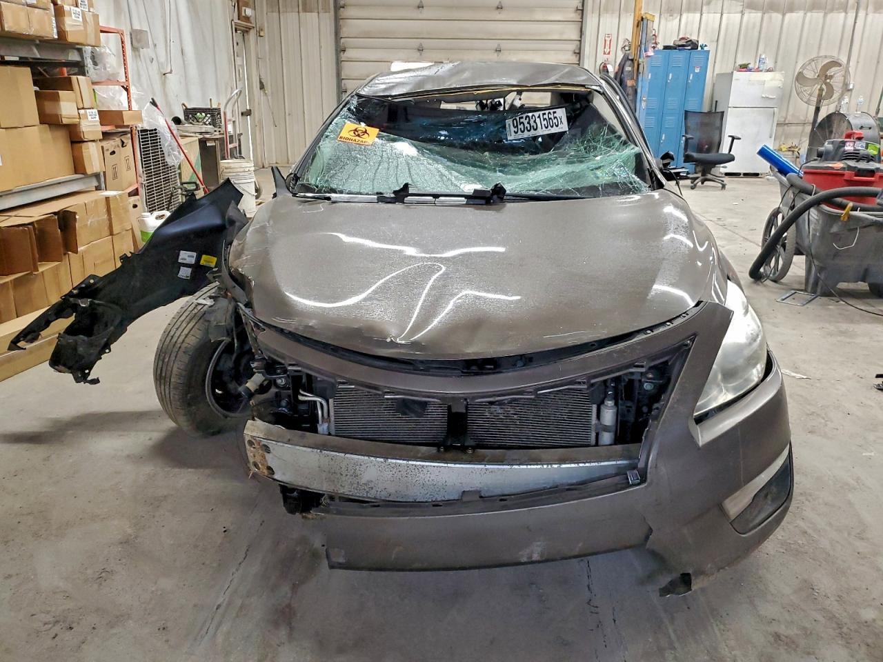 2014 Nissan Altima 2.5 S - Image 5