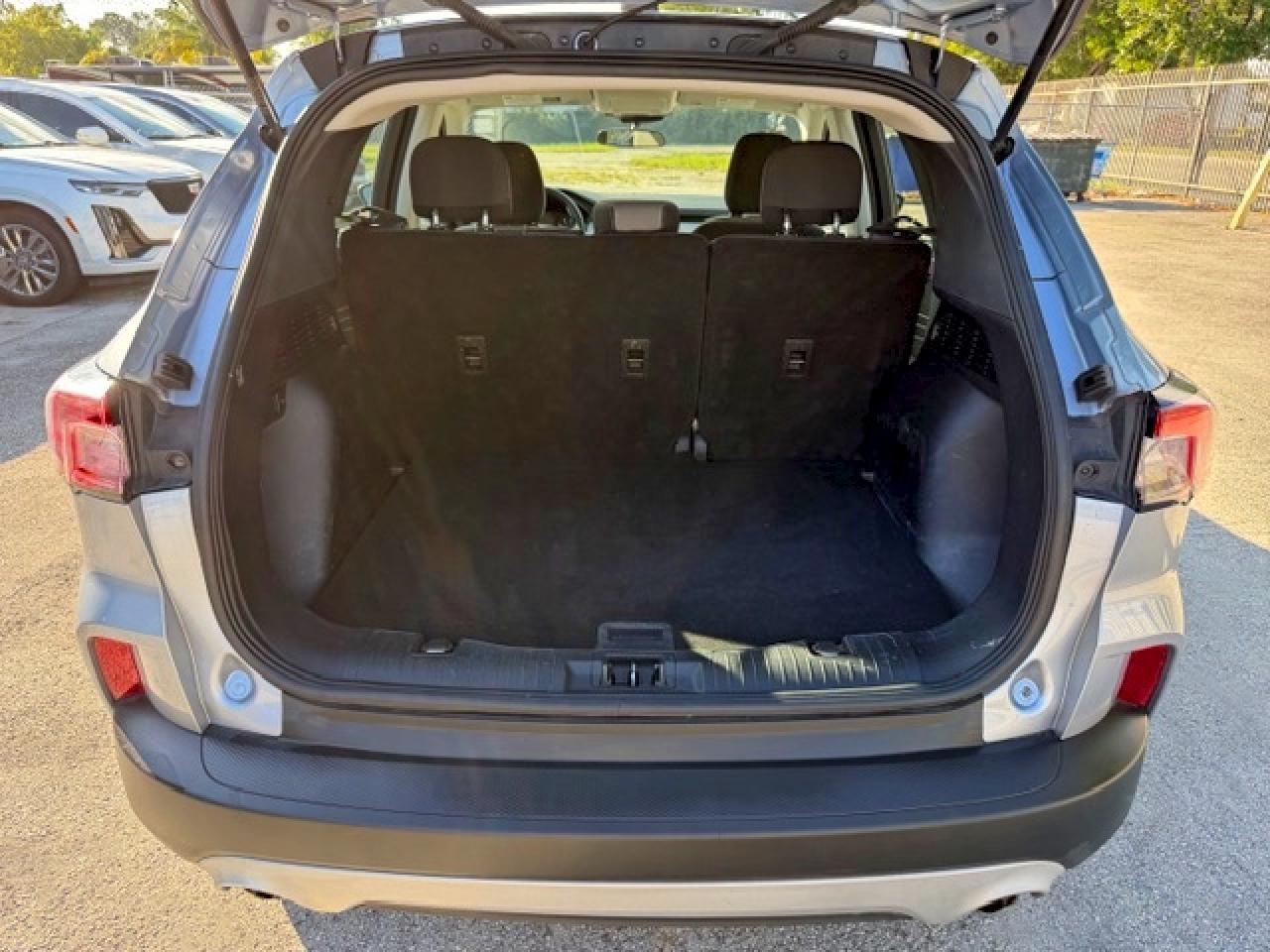 2022 Ford Escape S - Фото 6