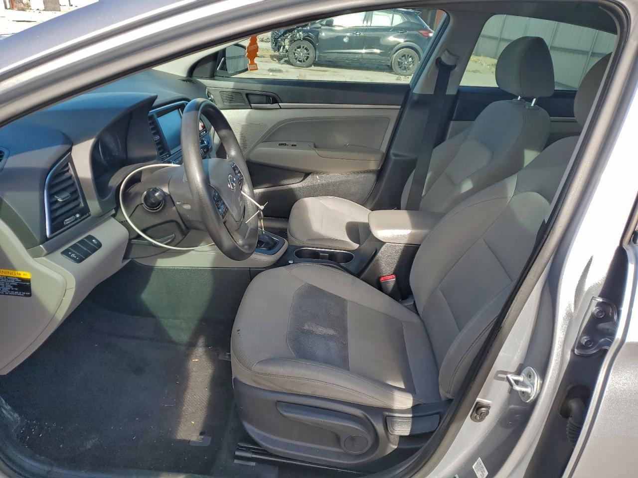 2017 Hyundai Elantra Se - Фото 7
