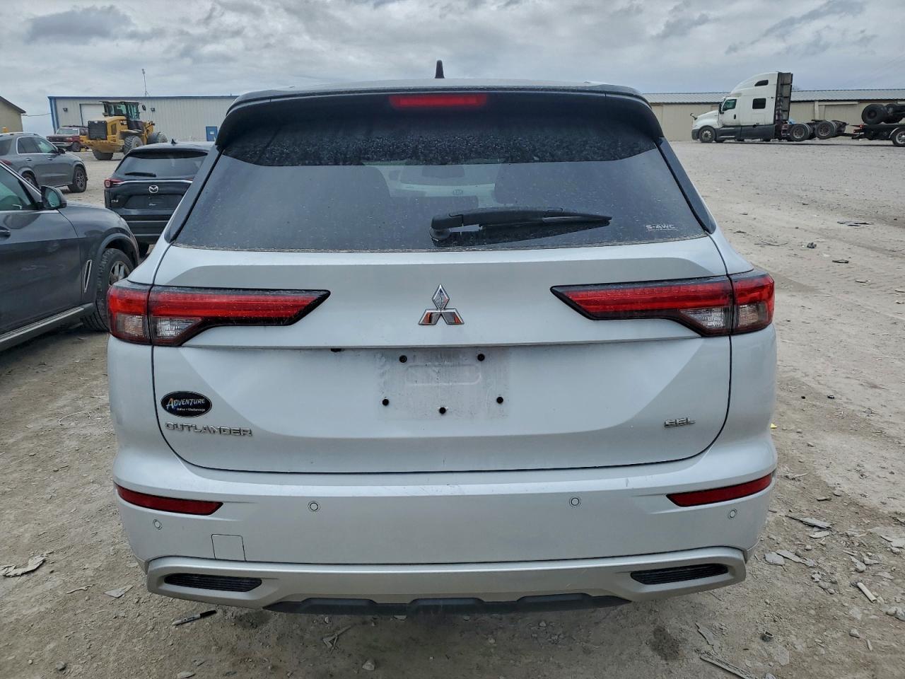 2024 Mitsubishi Outlander Sel - Фото 6