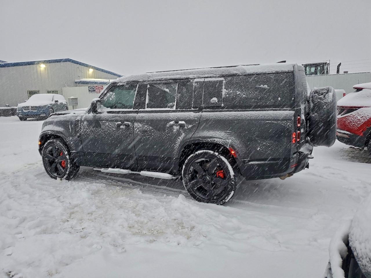 2023 Land Rover Defender 130 X-Dynamic Se - Фото 2