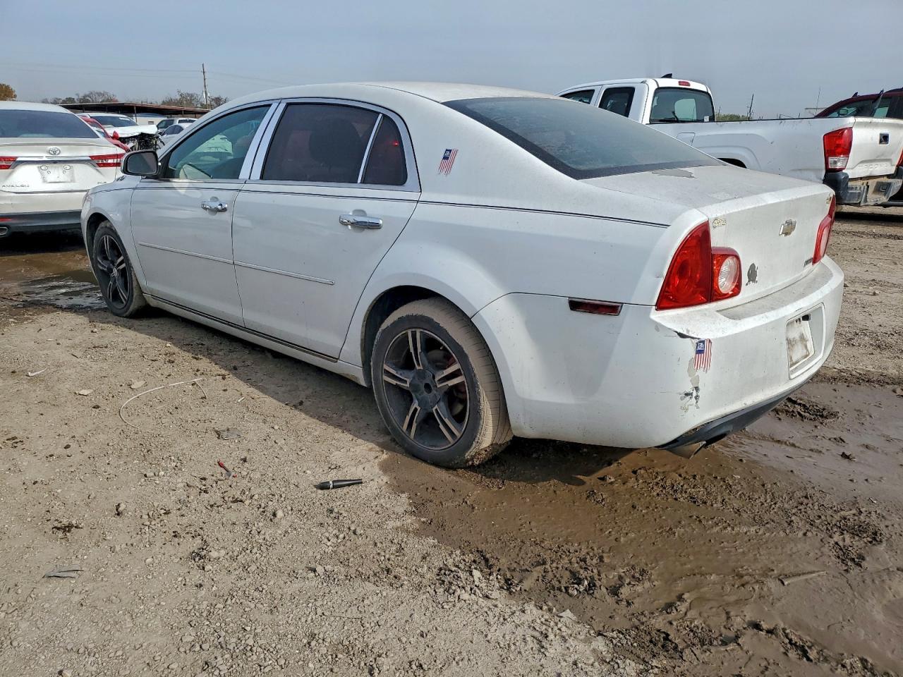 2011 Chevrolet Malibu 1Lt - Фото 2