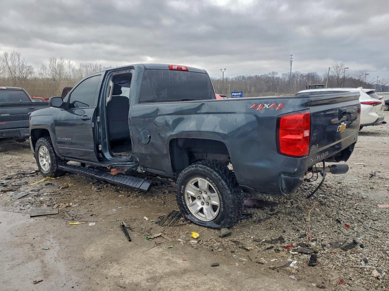 2018 Chevrolet Silverado K1500 Lt - Фото 2