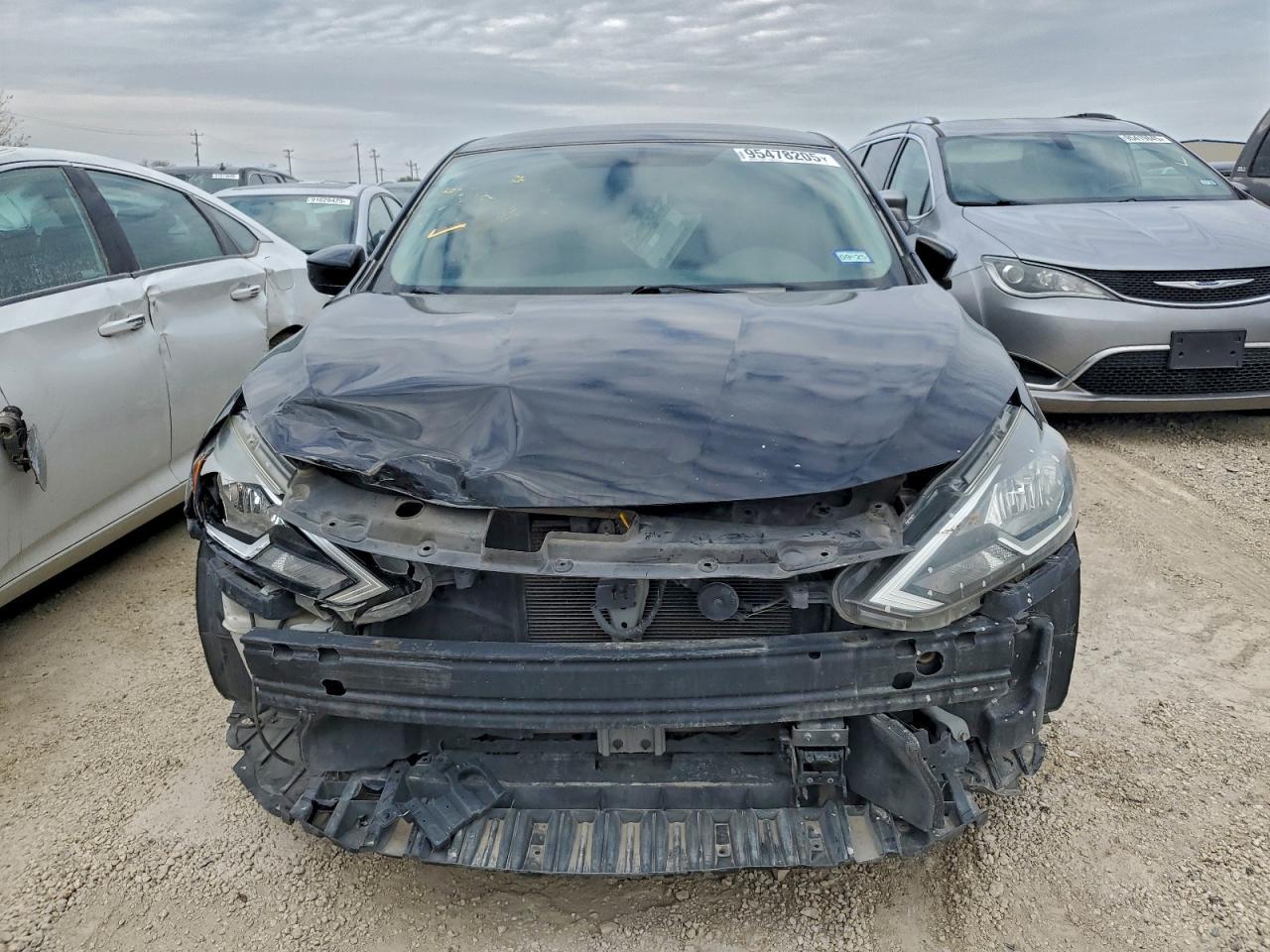 2019 Nissan Sentra S - Фото 5