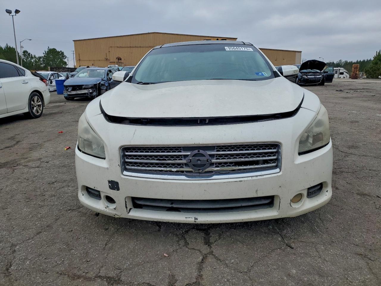 2010 Nissan Maxima S - Фото 5