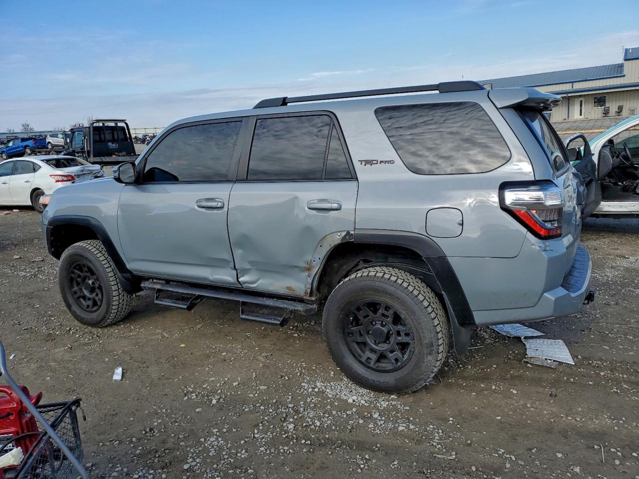 2018 Toyota 4Runner Sr5/Sr5 Premium - Фото 2