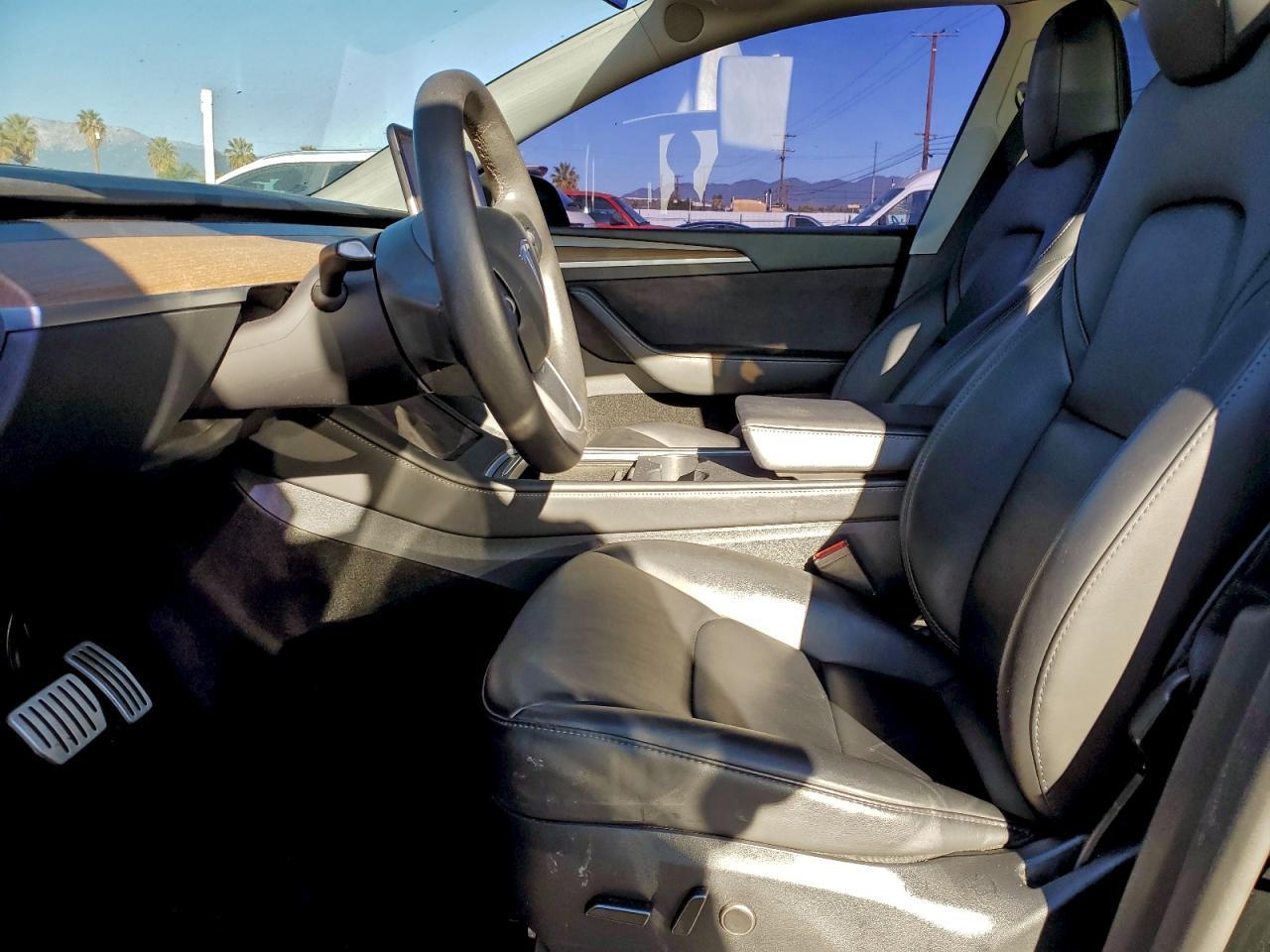2023 Tesla Model Y - Фото 7
