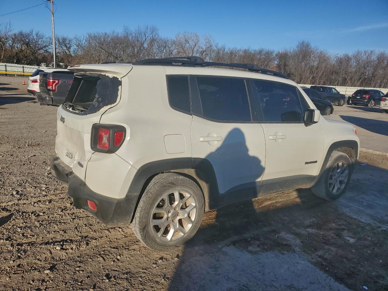 2015 Jeep Renegade Latitude - Фото 3