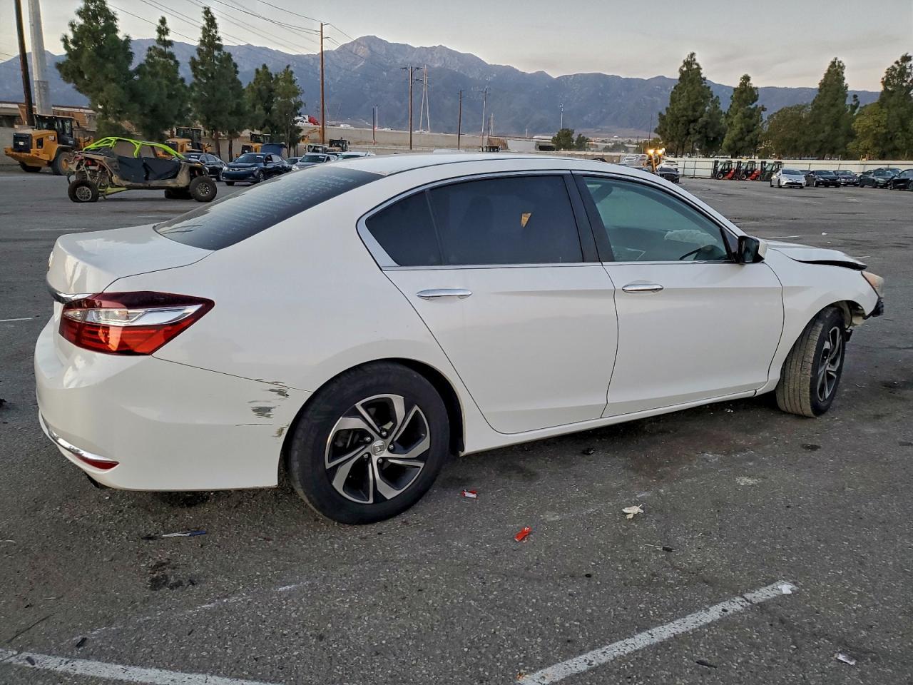 2016 Honda Accord Lx - Фото 3