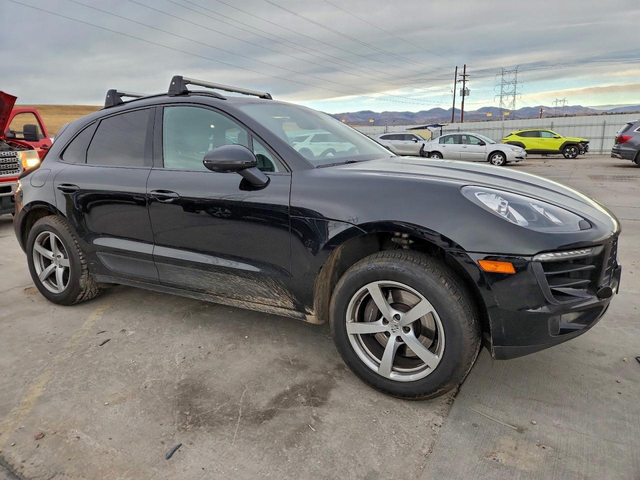 2017 Porsche Macan - Image 4