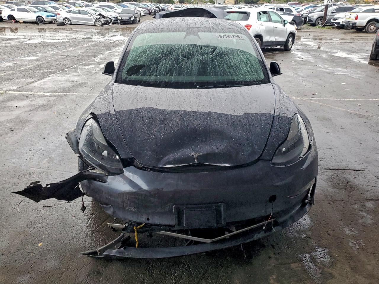 2022 Tesla Model 3 - Image 5