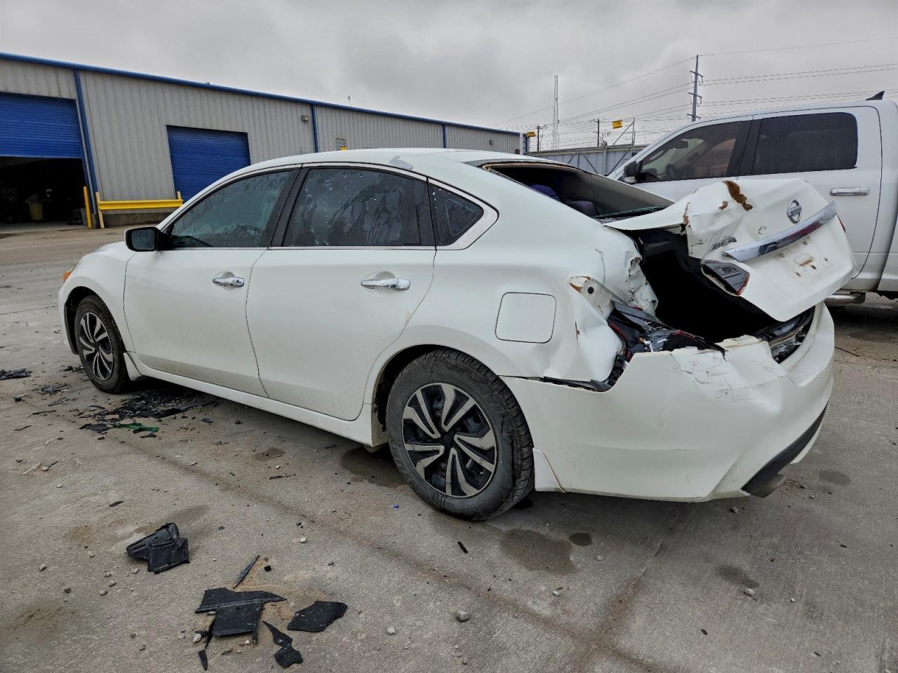 2018 Nissan Altima 2.5 - Image 2