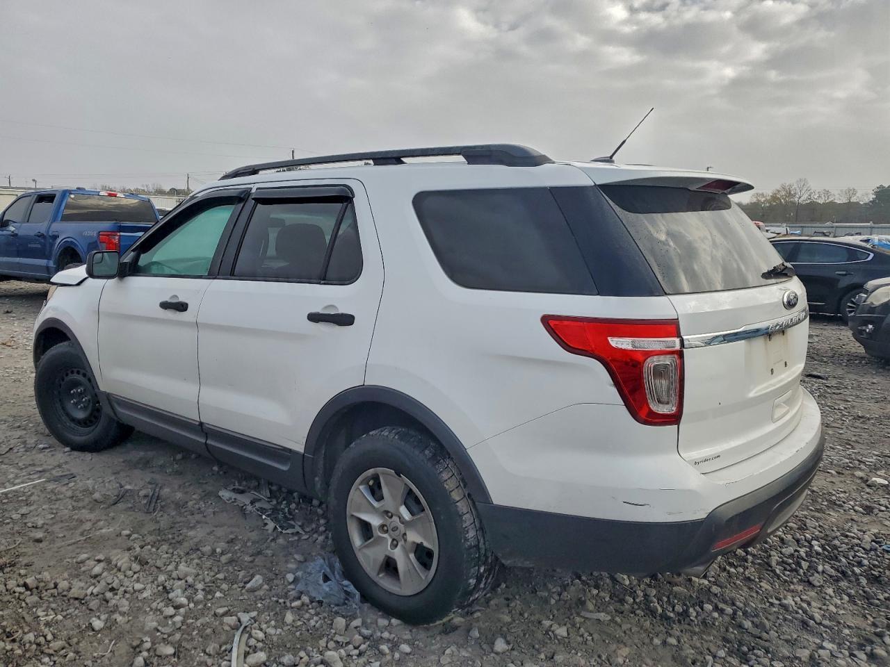 2013 Ford Explorer - Image 2