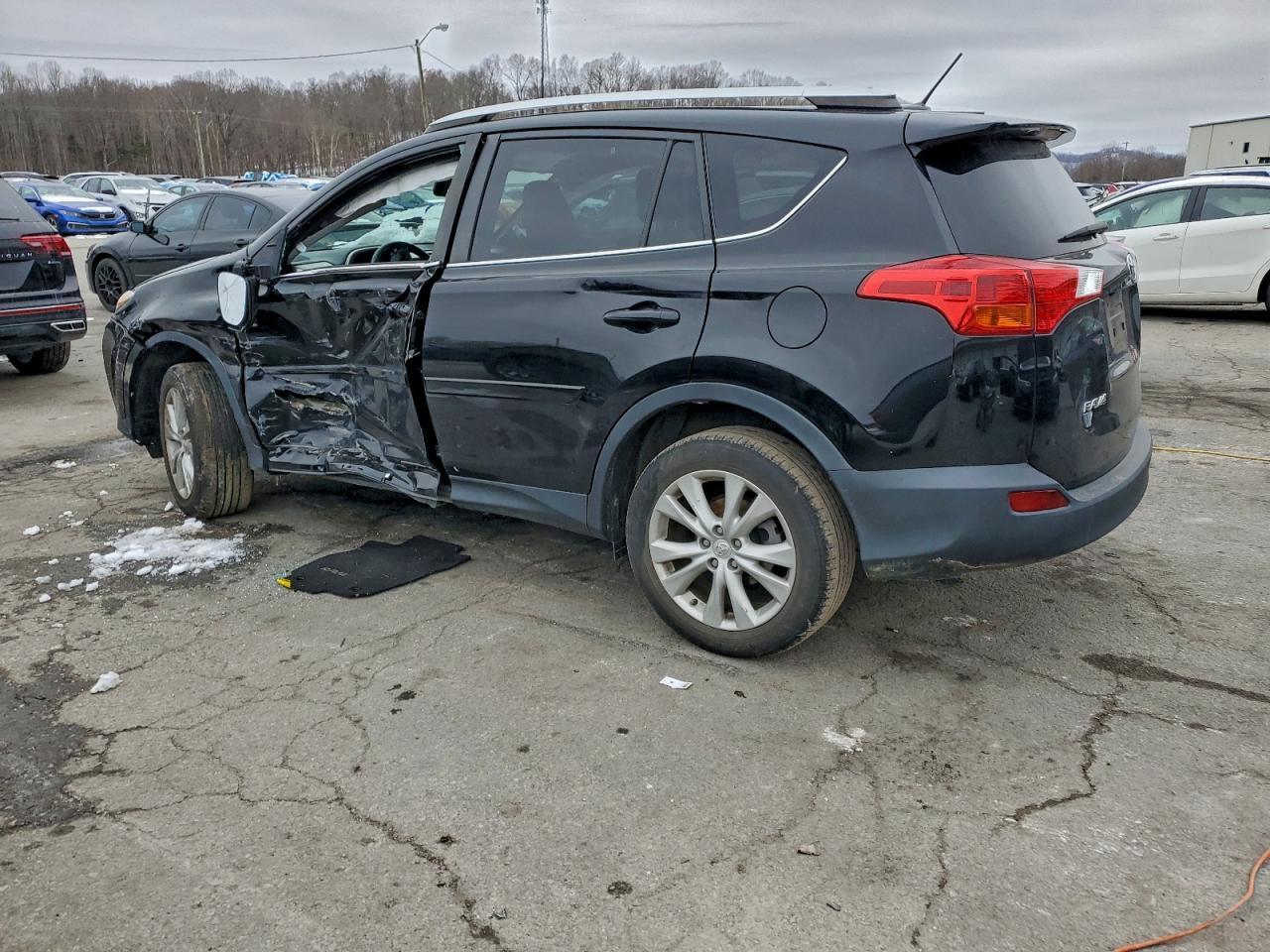 2015 Toyota Rav4 Limited - Фото 2