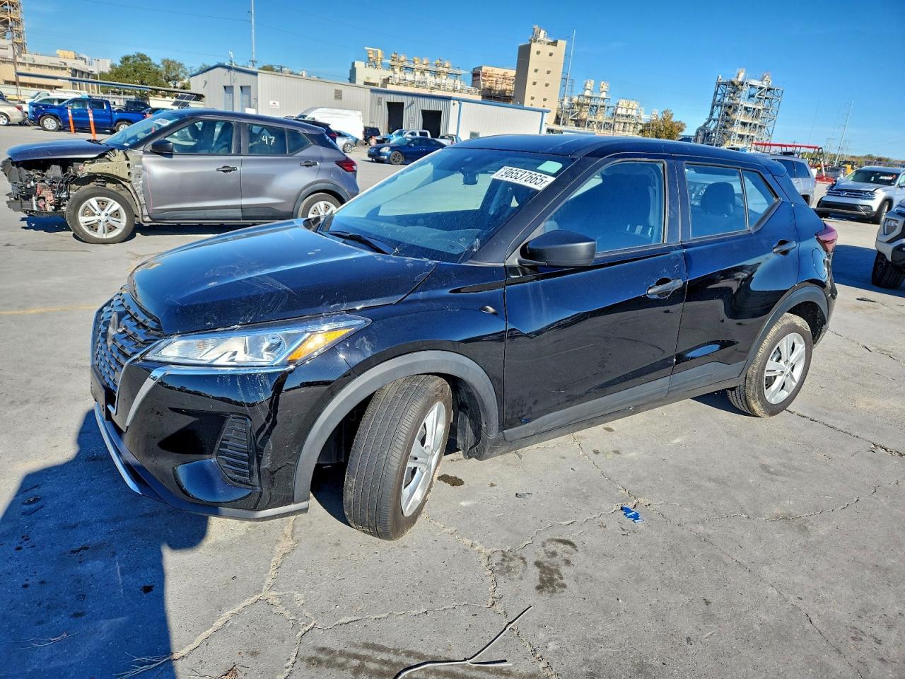 2025 Nissan Kicks Play S