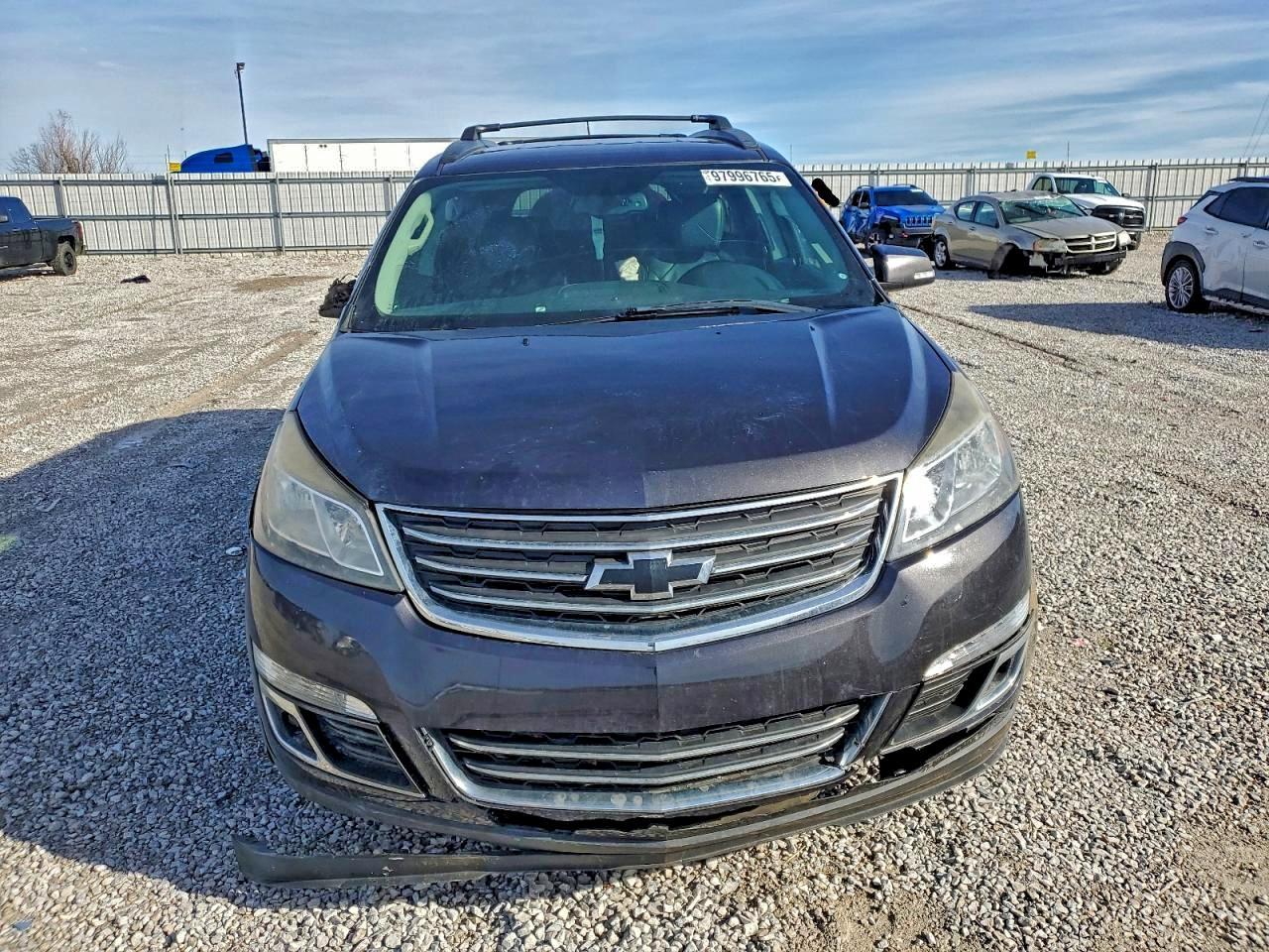 2017 Chevrolet Traverse Lt - Image 5