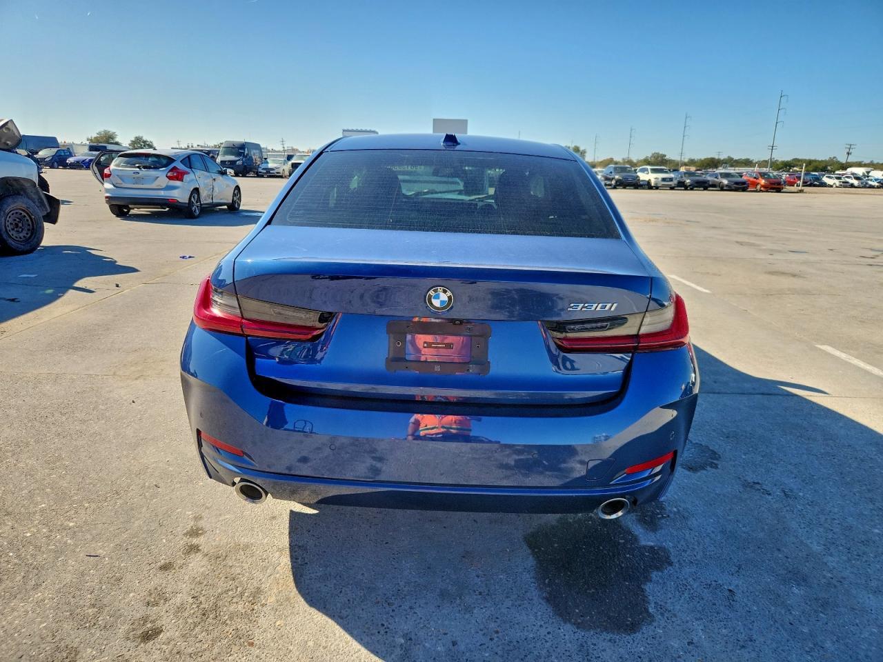 2024 BMW 330I - Фото 6