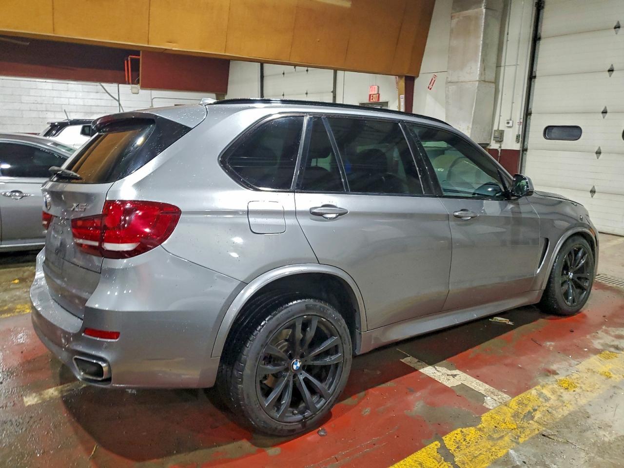 2015 BMW X5 xDrive35I - Фото 3