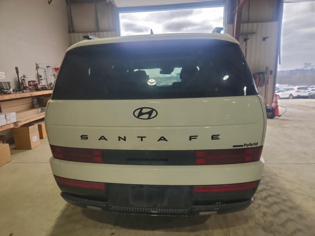 2025 Hyundai Santa Fe Calligraphy - Image 6