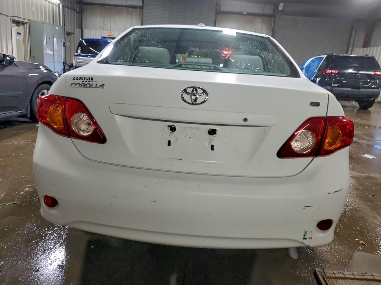 2010 Toyota Corolla Le - Фото 6