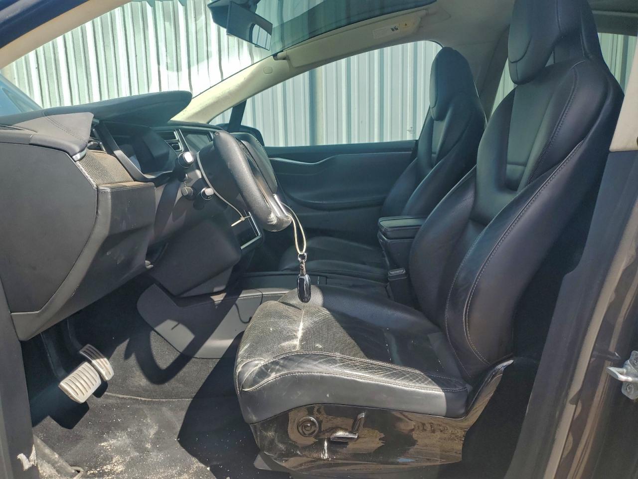 2016 Tesla Model X - Фото 7