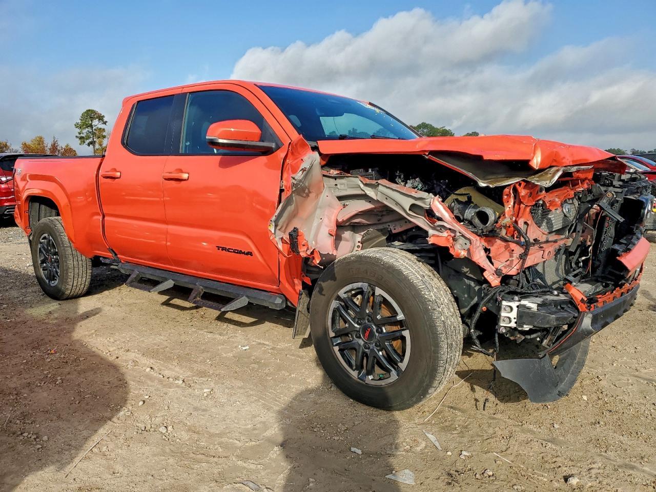 2024 Toyota Tacoma Double Cab - Image 4