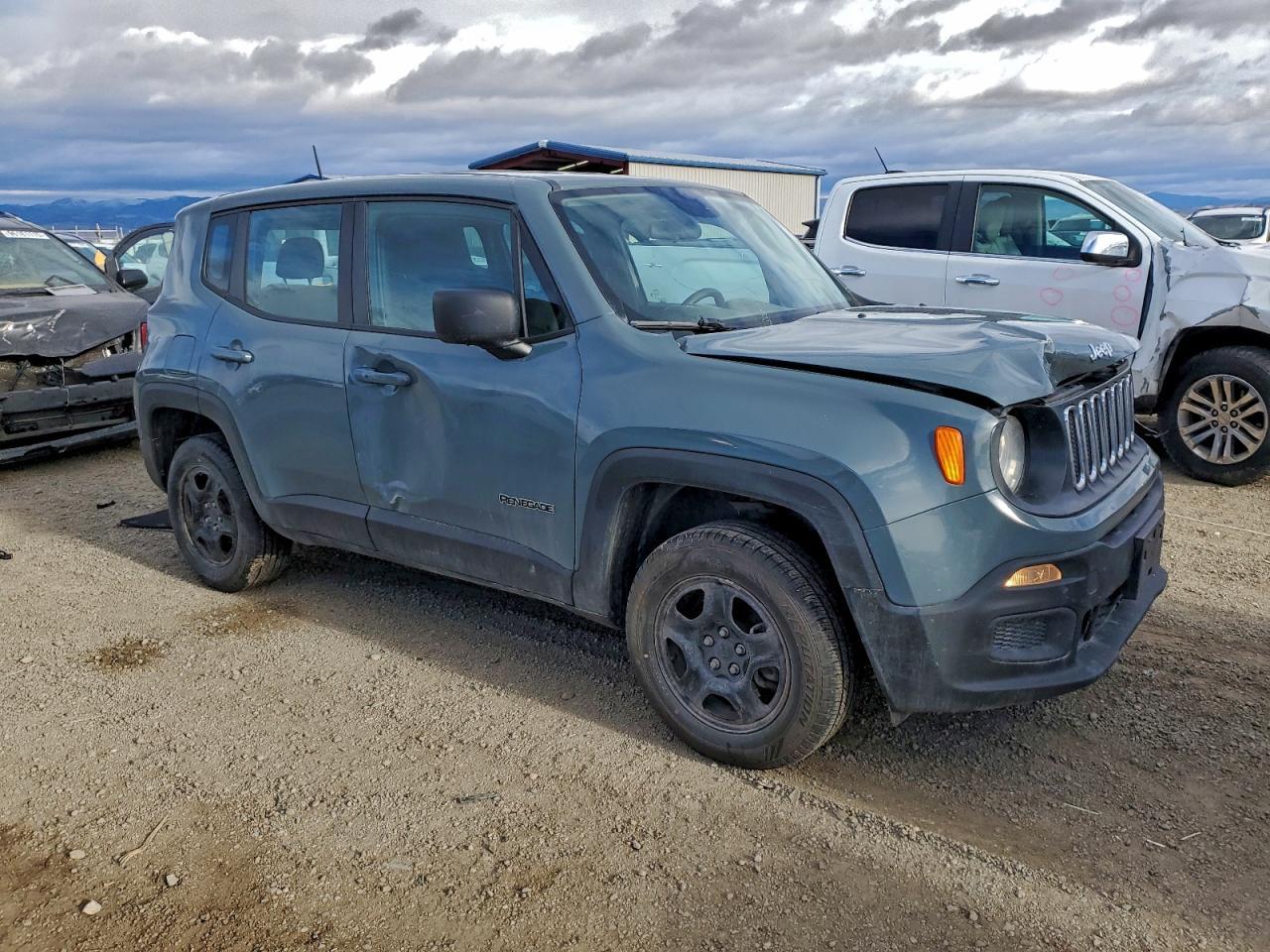 2017 Jeep Renegade Sport - Image 4