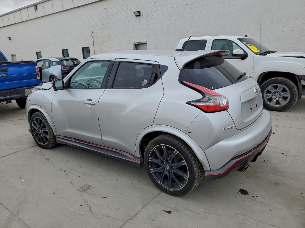 2015 Nissan Juke S - Фото 2