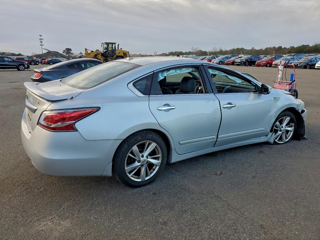 2015 Nissan Altima 2.5 - Image 3