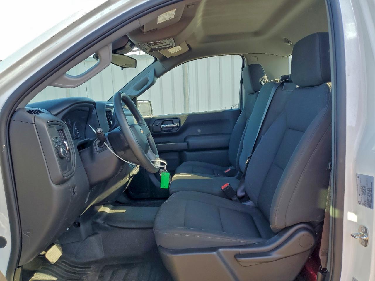 2024 Chevrolet Silverado C1500 - Фото 7