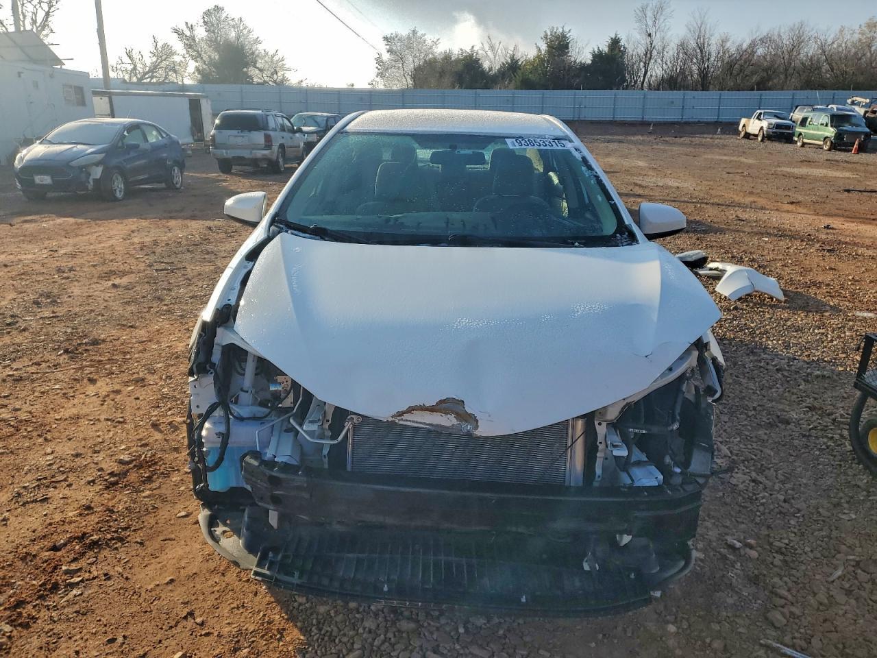 2016 Toyota Corolla Le - Фото 5