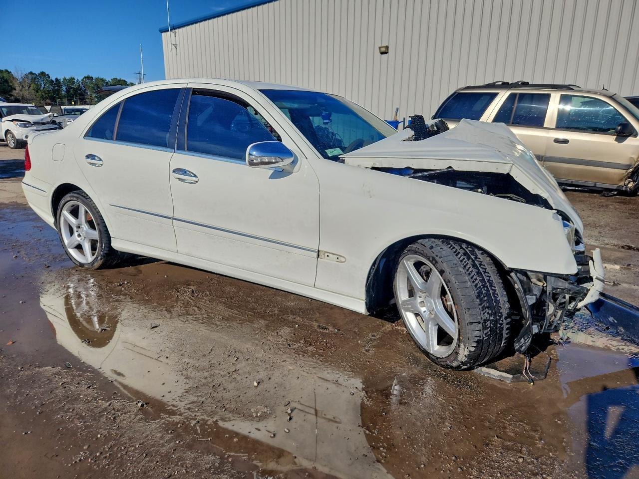 2009 Mercedes-Benz E 350 4Matic - Image 4