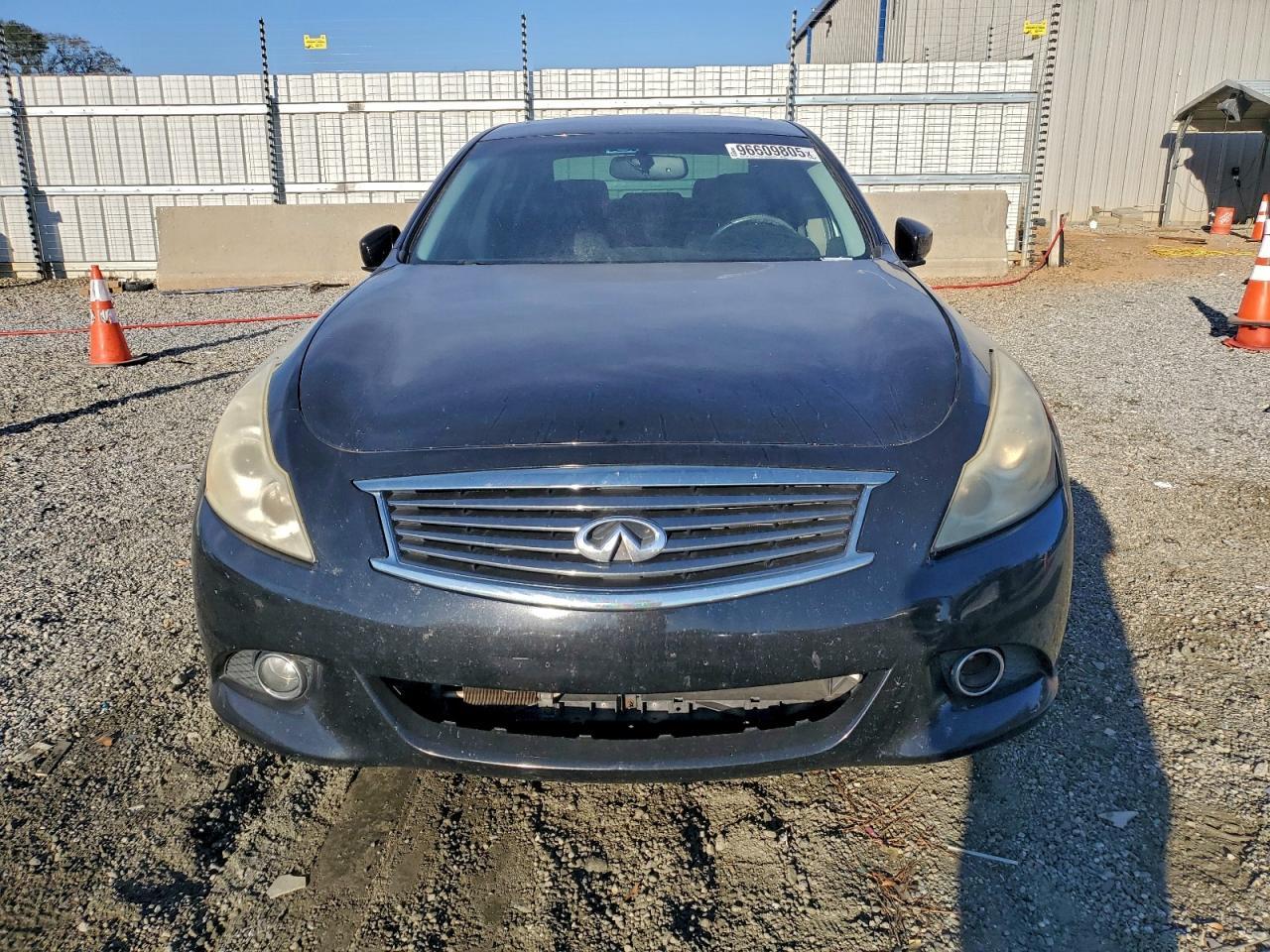 2013 Infiniti G37 - Image 5