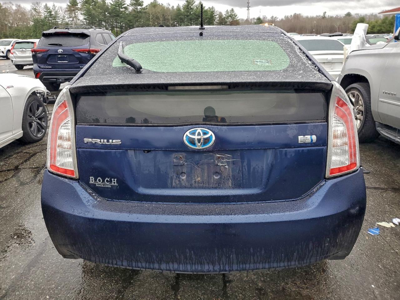 2015 Toyota Prius - Image 6