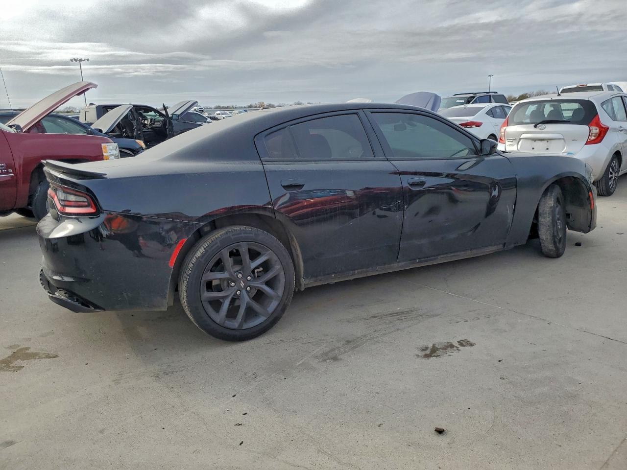 2020 Dodge Charger Sxt - Image 3