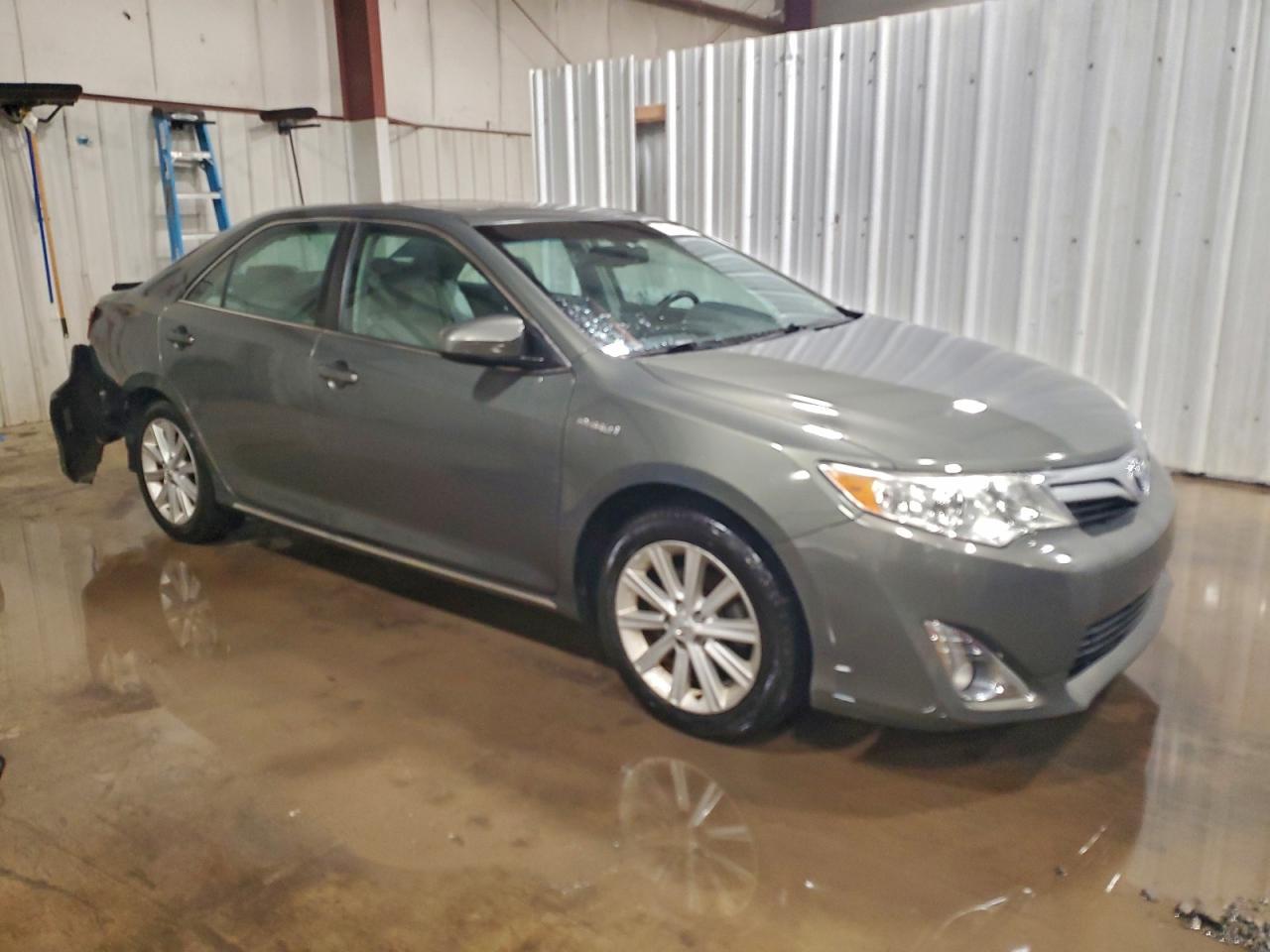 2014 Toyota Camry Hybrid - Фото 4