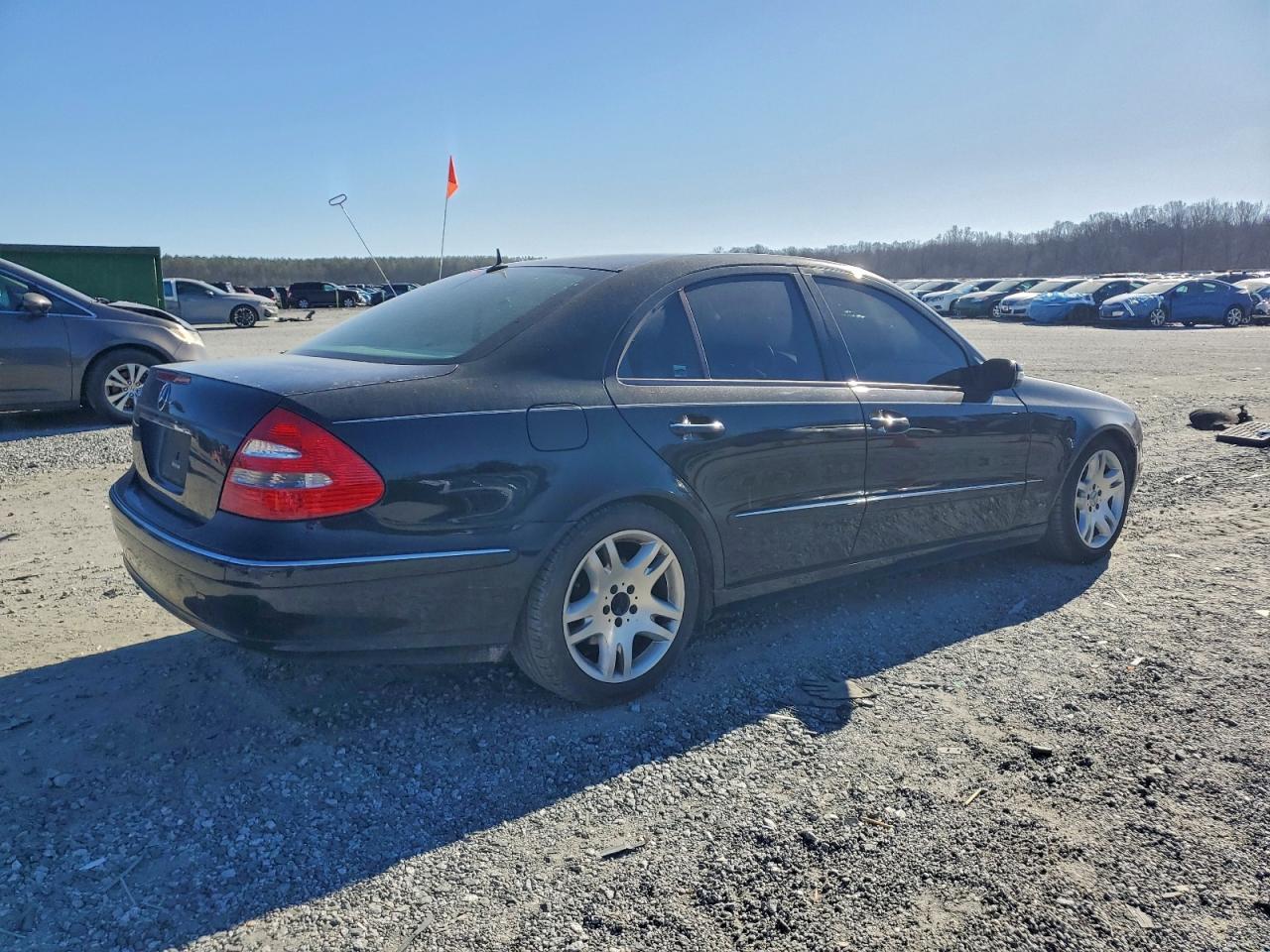 2003 Mercedes-Benz E 500 - Image 3