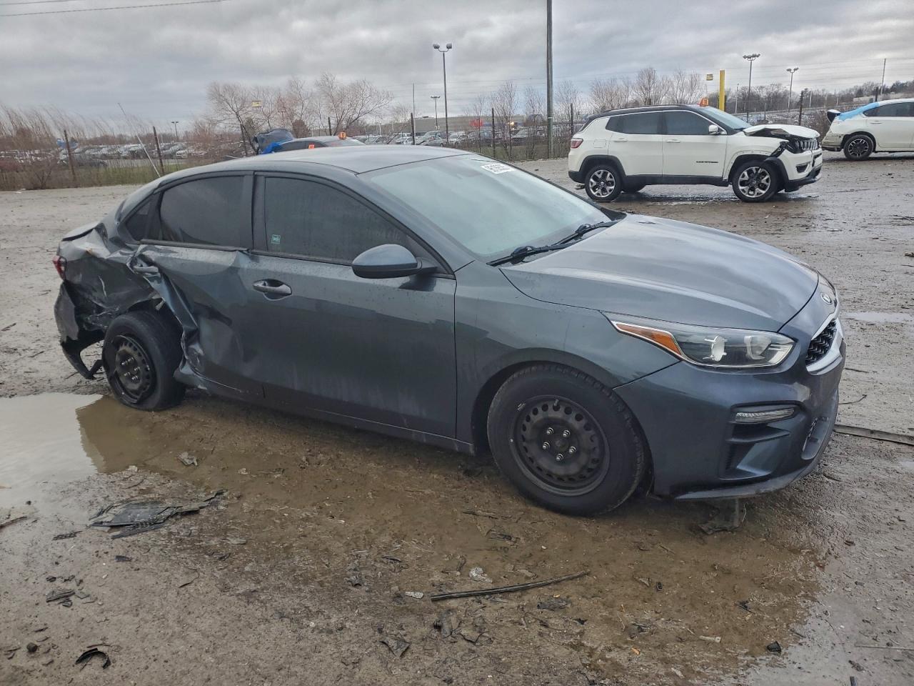 2021 Kia Forte Fe - Image 4