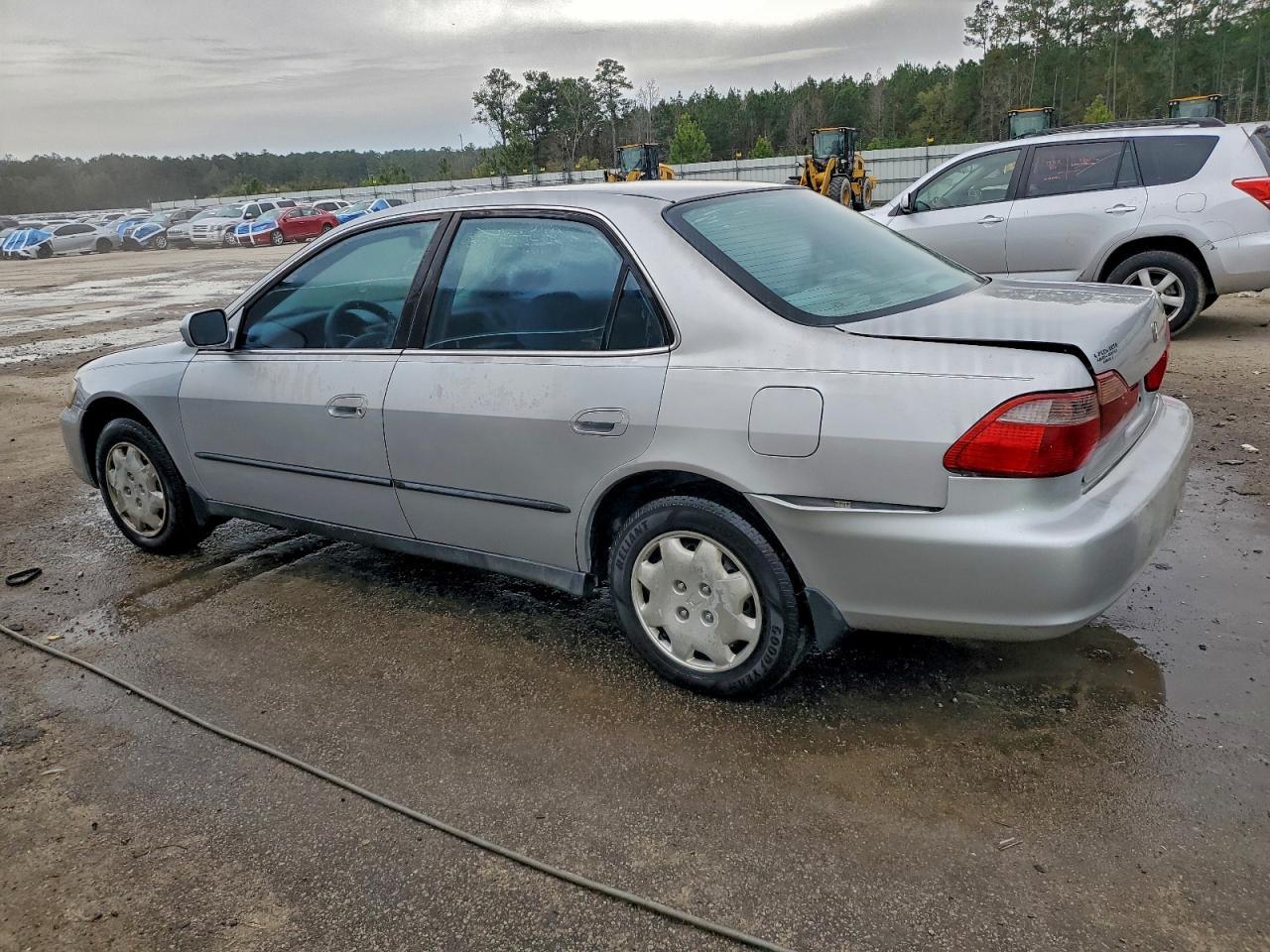 2000 Honda Accord Lx - Image 2