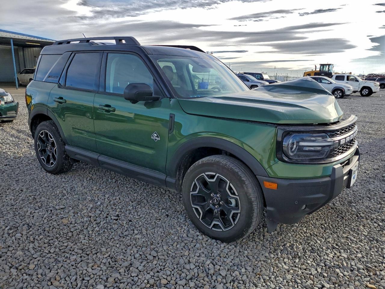 2025 Ford Bronco Sport Outer Banks - Image 4