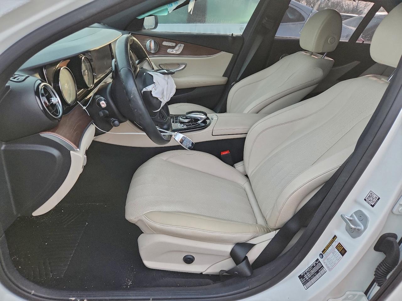 2017 Mercedes-Benz E 300 - Image 7