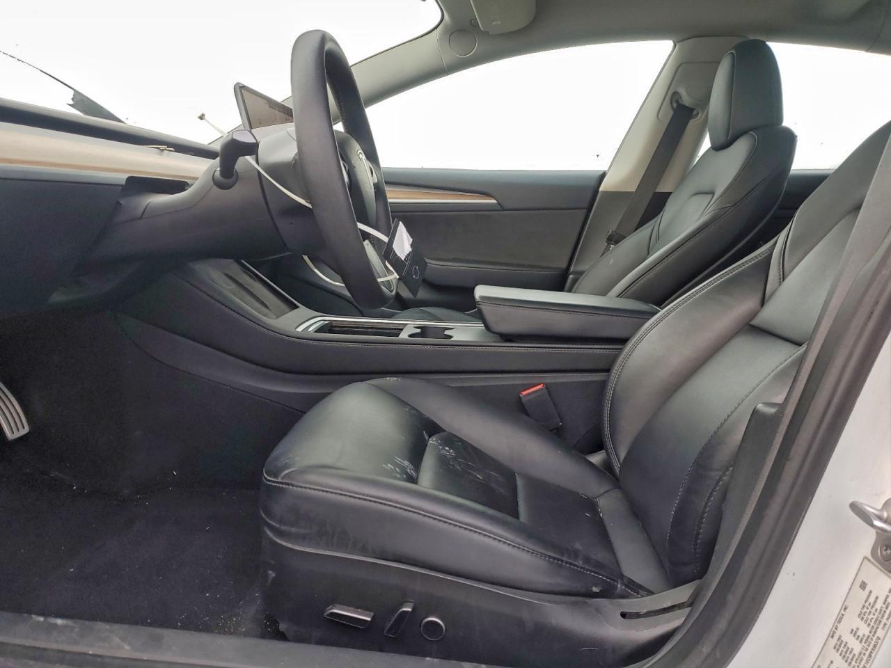 2023 Tesla Model 3 - Фото 7