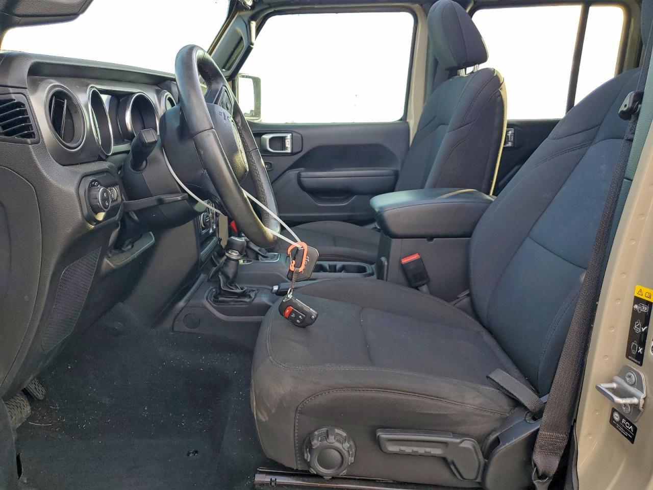 2022 Jeep Gladiator Sport - Image 7
