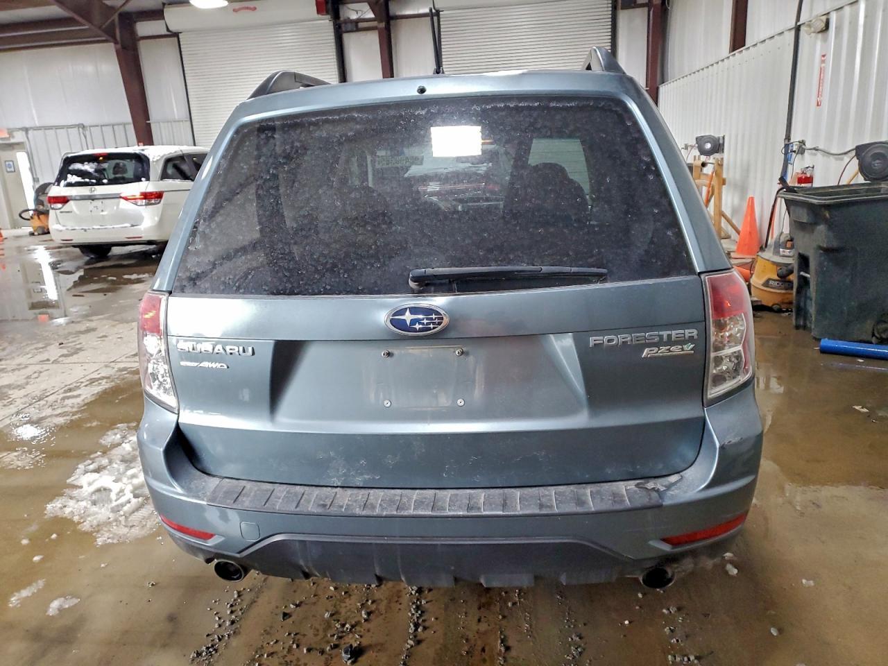 2010 Subaru Forester 2.5X Limited - Image 6
