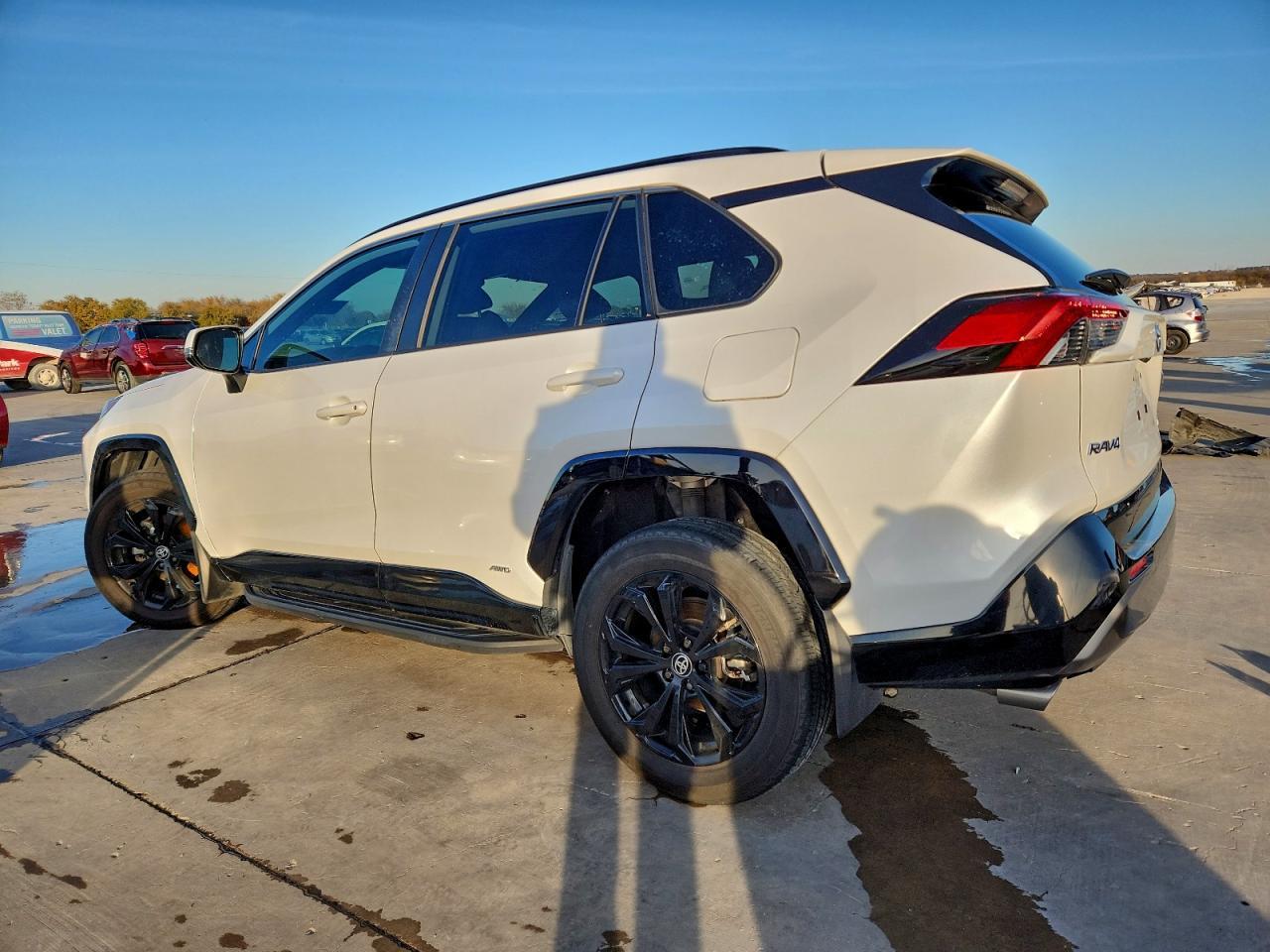 2024 Toyota Rav4 Se - Фото 2