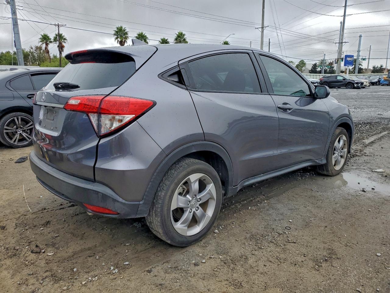 2021 Honda Hr-V Lx - Фото 3