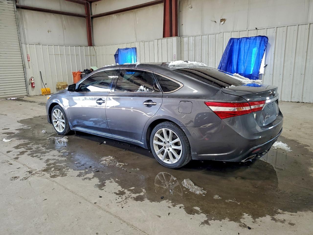 2014 Toyota Avalon Limited - Image 2