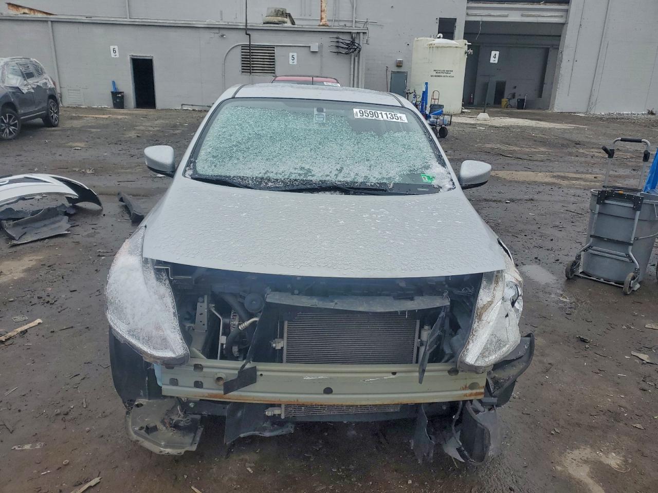 2015 Niss Versa 1.6 Sv - Фото 5